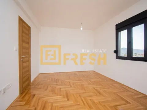 Prodaja, dvosoban stan, 67m², Tološi, Podgorica - image 11