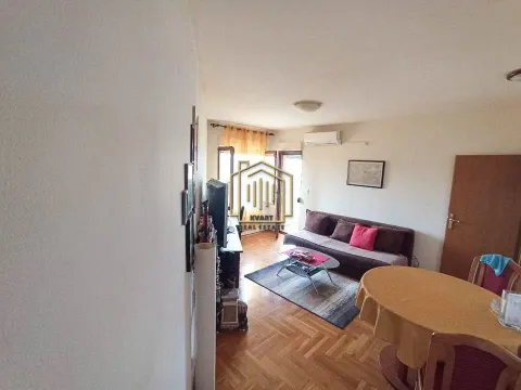 Prodaja, jednosoban stan, 40m², Stari Aerodrom, Podgorica - image 6