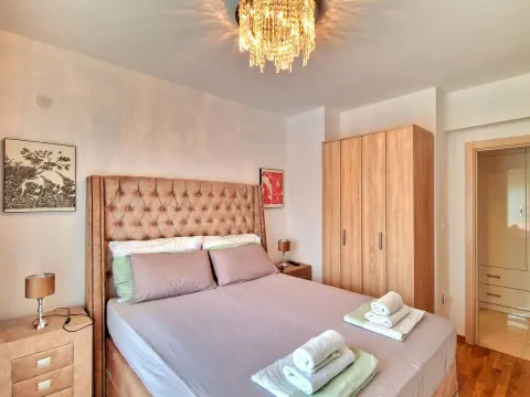 Izdavanje, jednosoban stan, 46m², Bečići, Budva - image 11