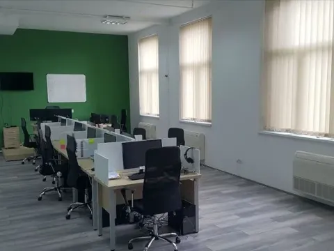 Rent, office space, 180m², Stari Grad, Beograd - image 2