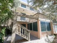 Sale, house, 197m², Sveti Stefan, Budva - image 1