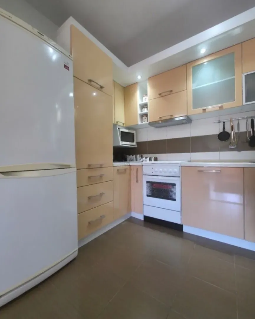 Izdavanje, dvosoban stan, 78m², City Kvart, Podgorica
