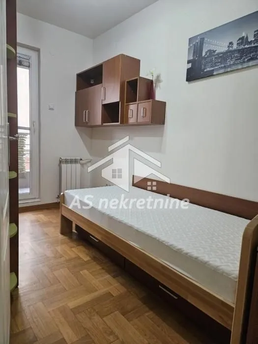 Rent, three bedroom apartment, 63m², Bulbulder, Zvezdara Sve Podlokacije