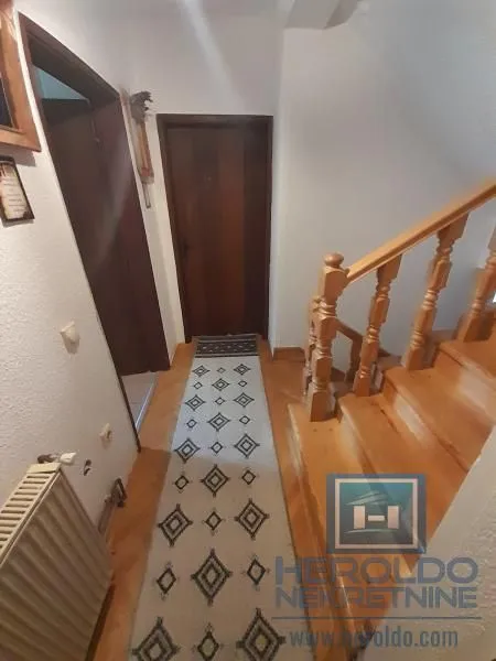 Prodaja, kuća, 325m², Solaris, Jagodina