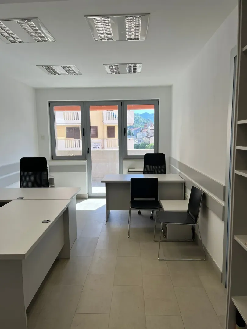Rent, office space, 53m², Budva, Crna Gora