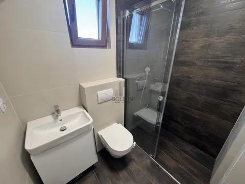 Izdavanje, trosoban stan, 62m², Zemun Sve Podlokacije, Beograd - image 7