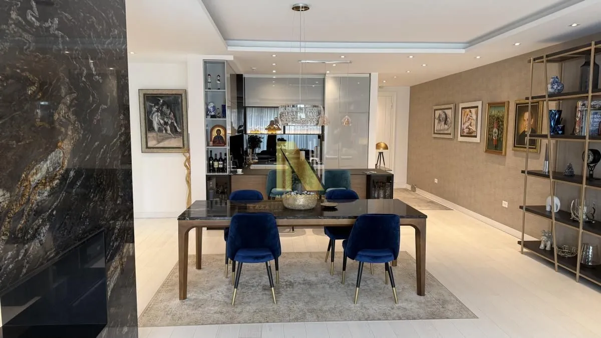 Prodaja, dvosoban stan, 124m², Savski Venac, Beograd
