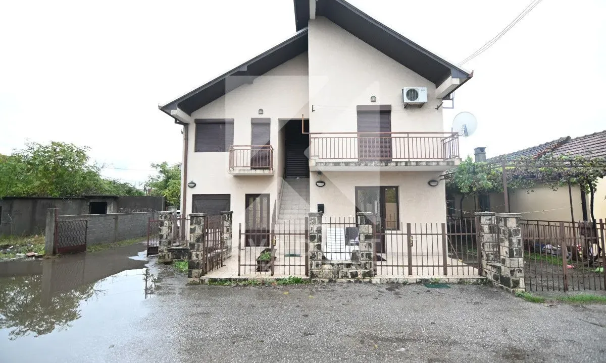 Sale, house, 240m², Zabjelo, Podgorica