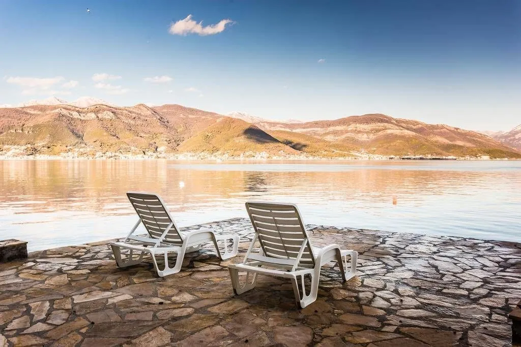 Prodaja, kuća, 240m², Krašići, Tivat