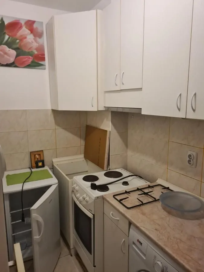 Izdavanje, jednosoban stan, 36m², Grbavica, Novi Sad Sve Podlokacije