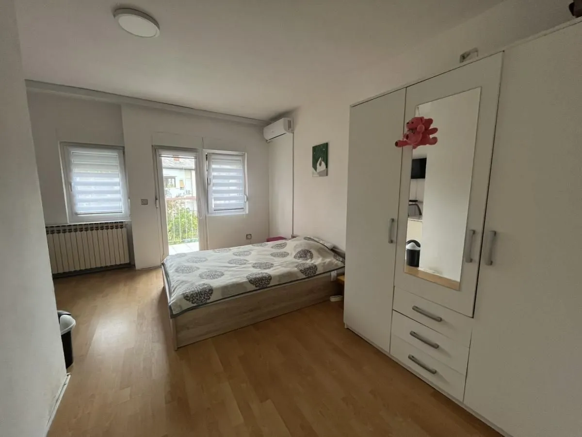 Prodaja, četvorosoban stan, 120m², Strelište, Jagodina