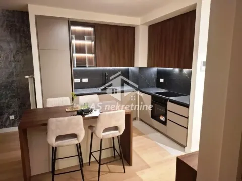 Izdavanje, dvosoban stan, 56m², Savski Venac, Beograd - image 5