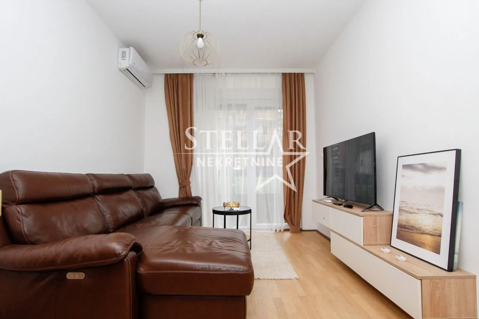 Izdavanje, jednosoban stan, 37m², 1 maj, Podgorica