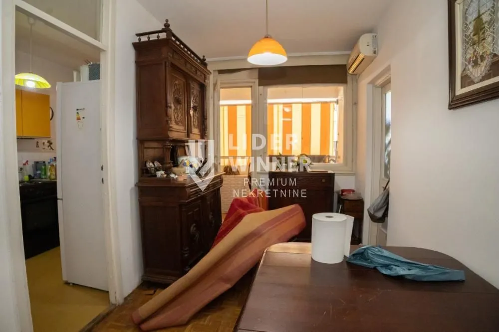 Prodaja, trosoban stan, 76m², Brace Jerković, Voždovac Sve Podlokacije