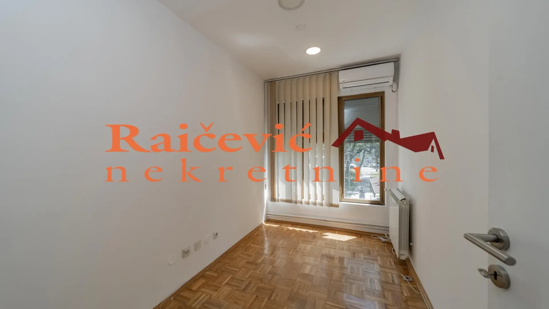Rent, office space, 195m², Savski Venac, Beograd