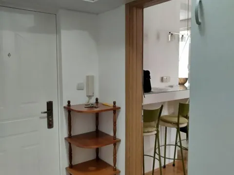 Prodaja, trosoban stan, 74m², Vojvode Vlahovica, Beograd - image 9