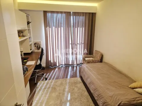 Sale, four bedroom apartment, 131m², Novi Beograd Blok 65, Novi Beograd Sve Podlokacije - image 11
