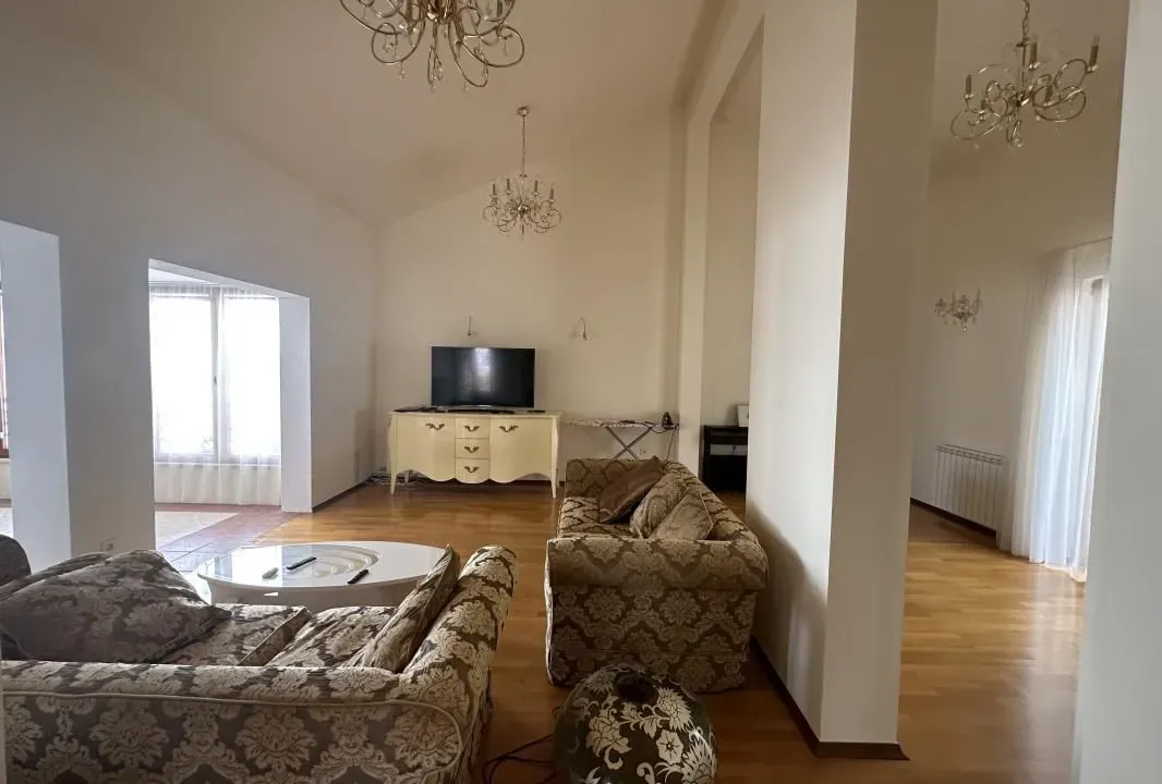 Sale, three bedroom apartment, 366m², Petrovac, Budva