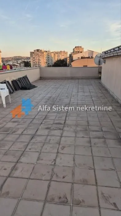 Izdavanje, dvosoban stan, 70m², Fon (Fon - Bilećka), Voždovac Sve Podlokacije