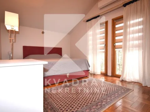 Izdavanje, kuća, 300m², Ibričevina, Podgorica - image 11