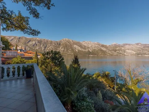 Sale, two bedroom apartment, 84m², Kostanjica, Kotor - image 7