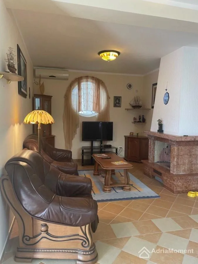 Sale, house, 330m², Utjeha, Bar