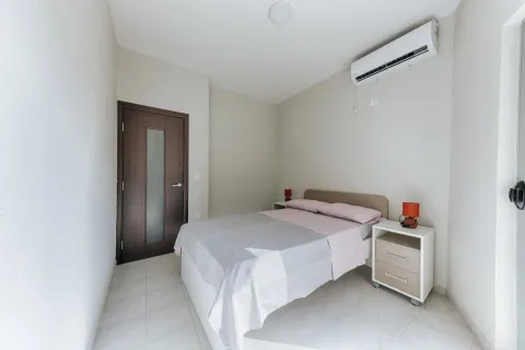 Prodaja, kuća, 250m², Utjeha, Bar - image 6
