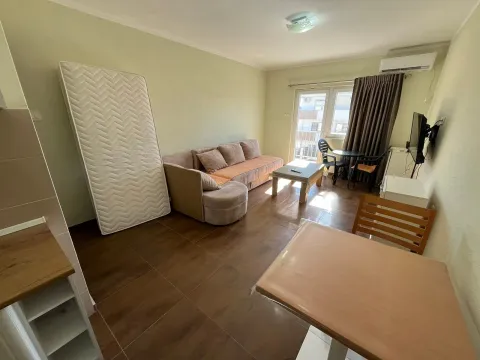 Izdavanje, jednosoban stan, 48m², Šušanj, Bar - image 3