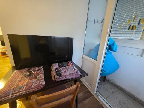 Rent, two bedroom apartment, 65m², Blok 5, Podgorica - image 16