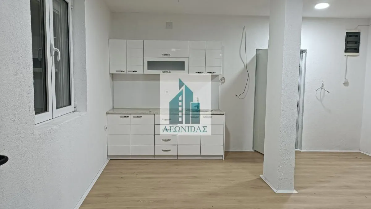 Izdavanje, poslovni prostor, 38m², Medijana, Niš