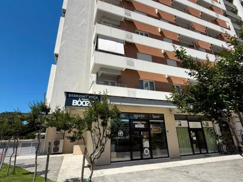 Sale, office space, 57m², Central Point, Podgorica - image 5