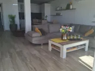 Izdavanje, dvosoban stan, 120m², Dobre Vode, Bar - image 4