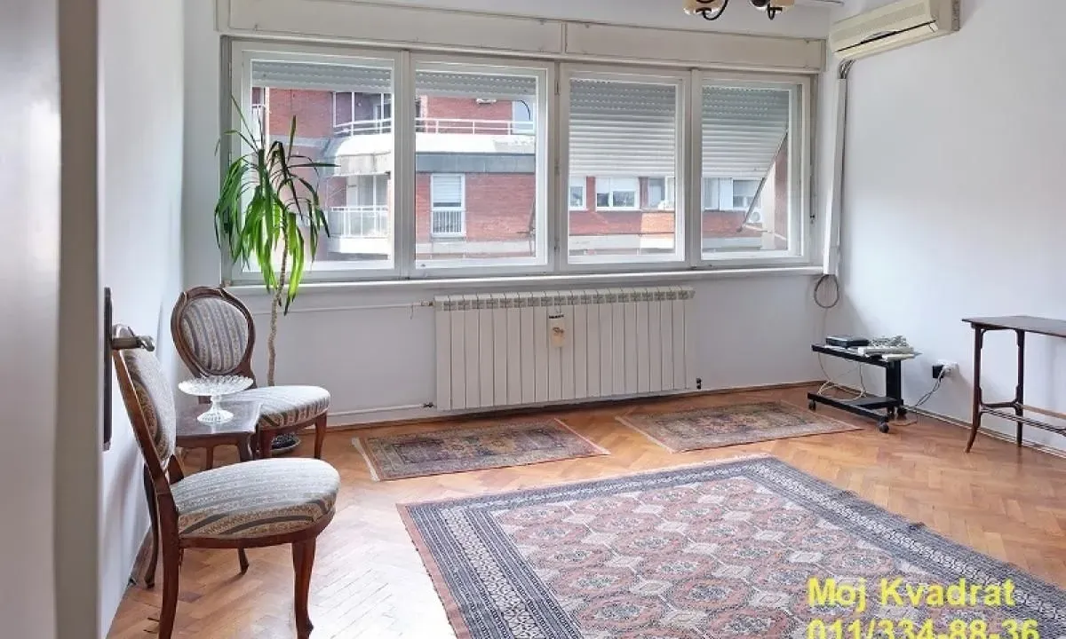 Sale, two bedroom apartment, 55m², Kalenić Pijaca, Vračar Sve Podlokacije