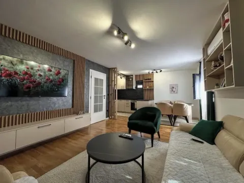 Izdavanje, stan, 55m², Donja Gorica, Podgorica