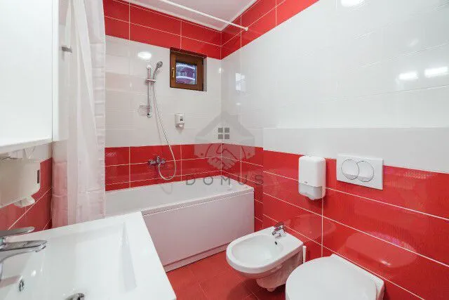 Prodaja, trosoban stan, 93m², Bečići, Budva