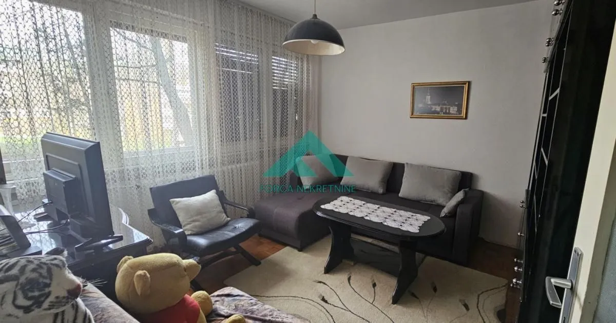 Sale, two bedroom apartment, 77m², Farmaceutski Fakultet, Voždovac Sve Podlokacije