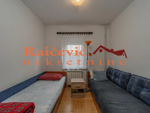 Prodaja, kuća, 263m², Vrnjačka Banja, Srbija - image 6