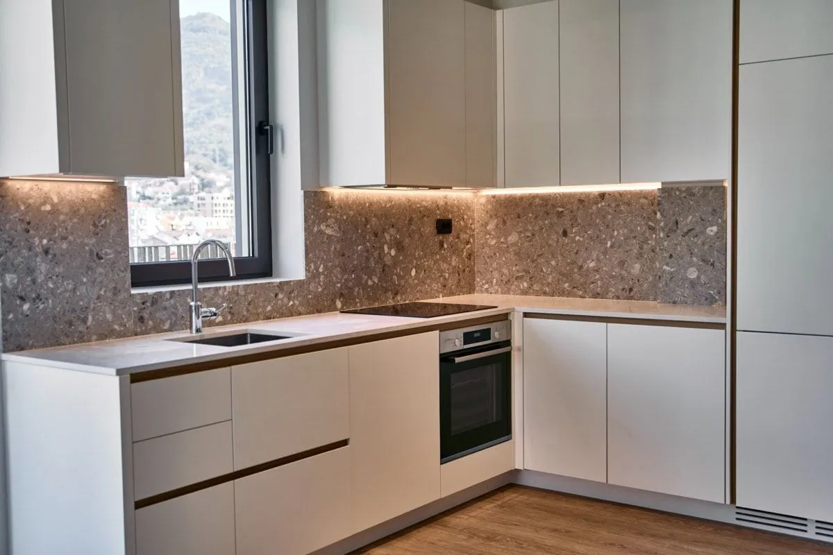 Prodaja, stan, 102m², Tivat, Crna Gora