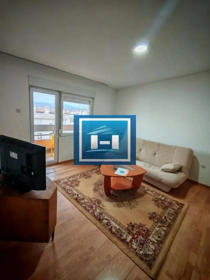 Izdavanje, dvosoban stan, 60m², Centar, Paraćin