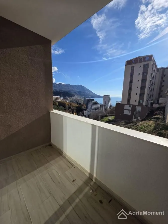 Sale, two bedroom apartment, 72m², Bečići, Budva