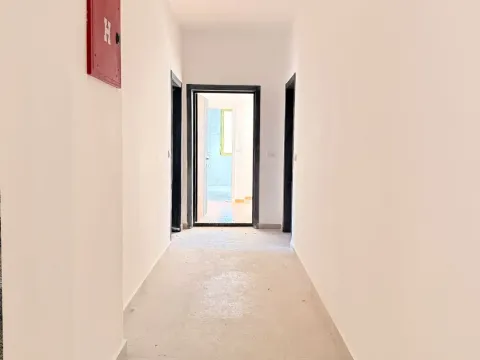 Prodaja, dvosoban stan, 74m², Pinješ, Ulcinj - image 9