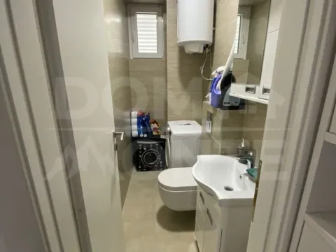 Rent, three bedroom apartment, 100m², Tivat, Crna Gora - image 8