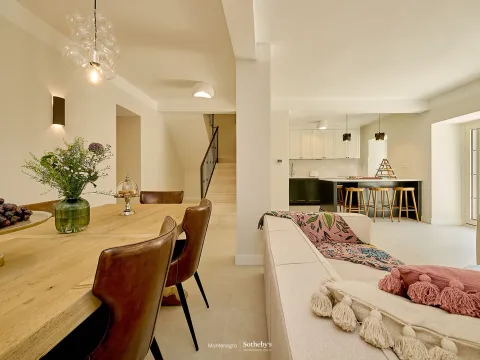 Rent, house, 200m², Kotor, Crna Gora - image 7