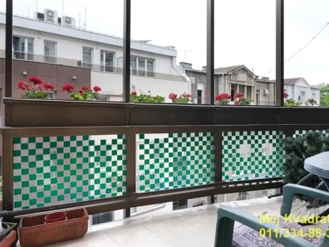Sale, four bedroom apartment, 137m², Savski Venac, Beograd - image 17