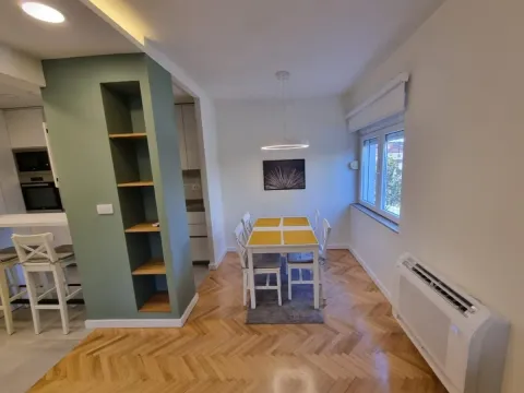 Rent, two bedroom apartment, 76m², Tivat, Crna Gora - image 4