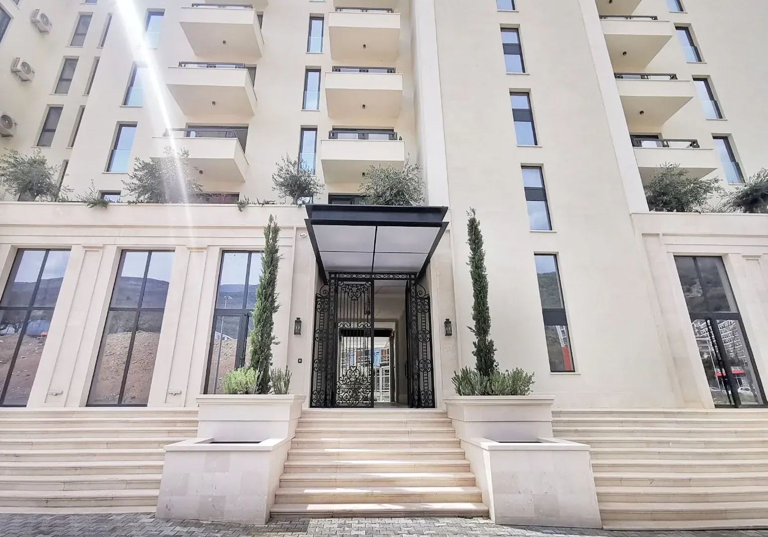 Prodaja, jednosoban stan, 77m², Rafailovići, Budva