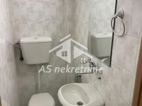 Izdavanje, stan, 80m², Vračar Hram, Vračar Sve Podlokacije - image 17
