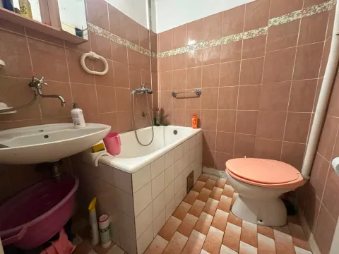 Prodaja, jednosoban stan, 42m², Preko Morače, Podgorica - image 5