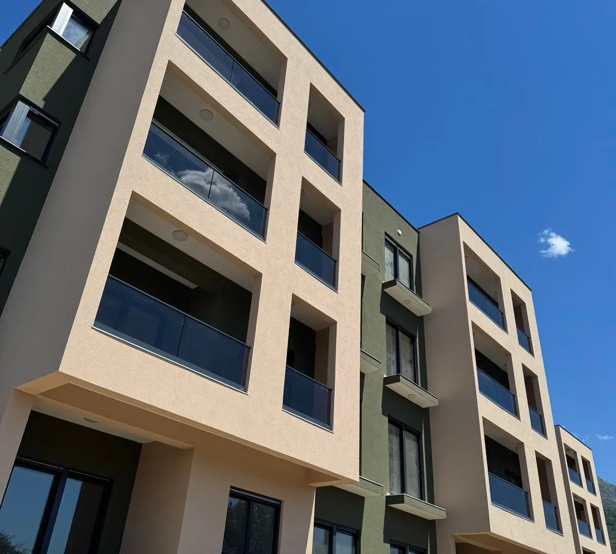 Sale, one bedroom apartment, 51m², Stari Bar, Bar