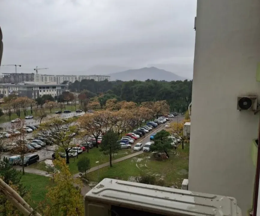 Prodaja, dvosoban stan, 77m², Blok 5, Podgorica